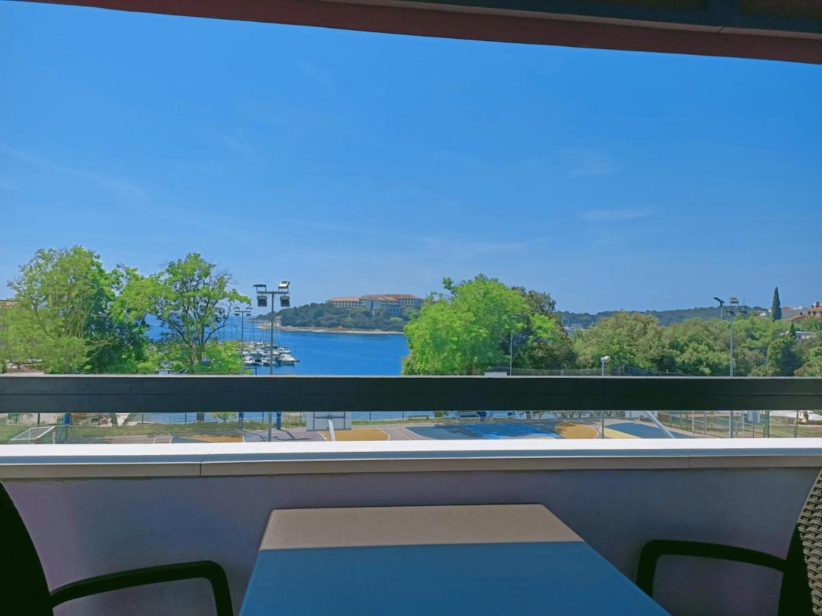 ApartHotel Viola Pjescana Uvala Esterno foto