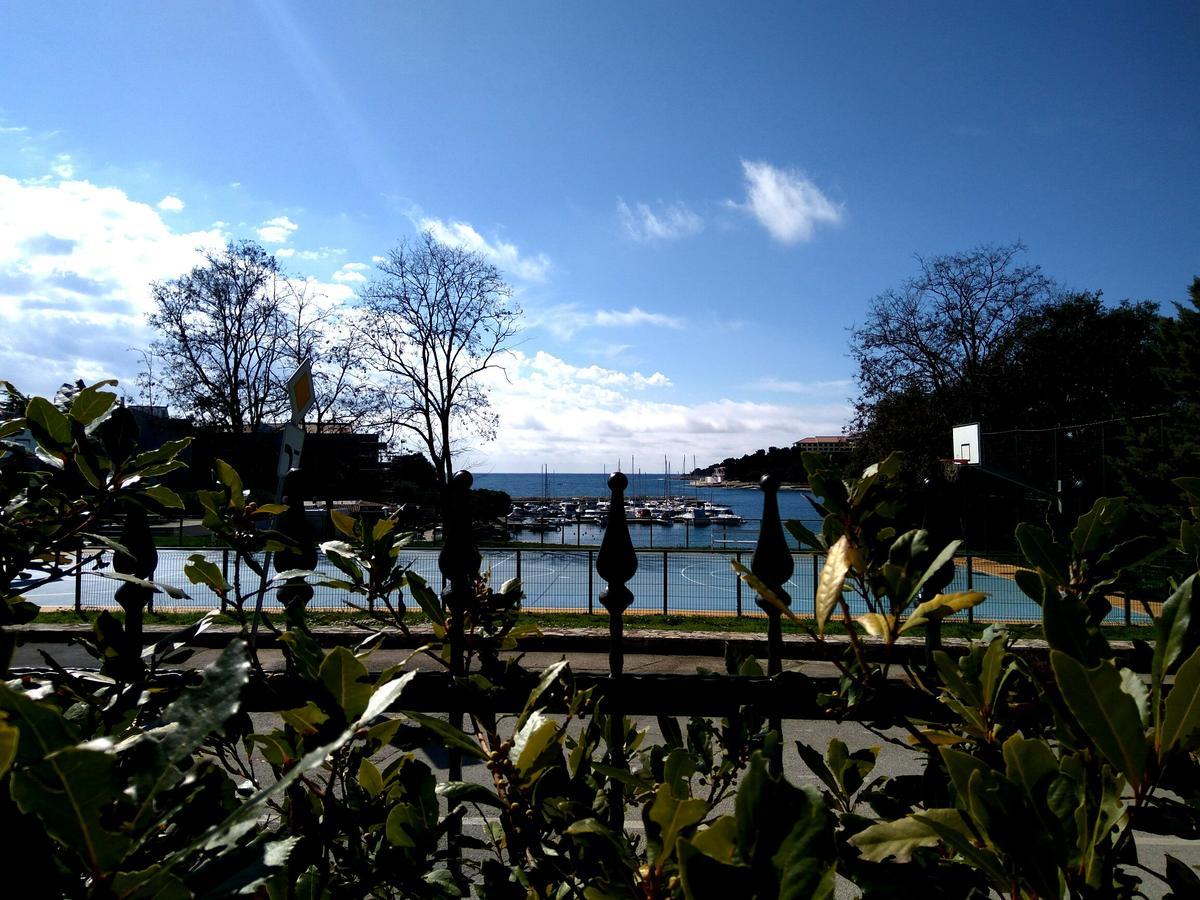 ApartHotel Viola Pjescana Uvala Esterno foto